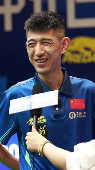 被尼克斯骑