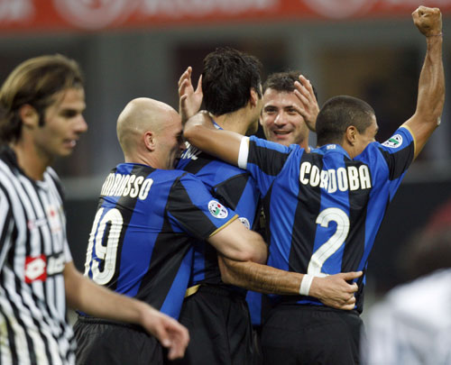 一时间牵动 一时间牵动